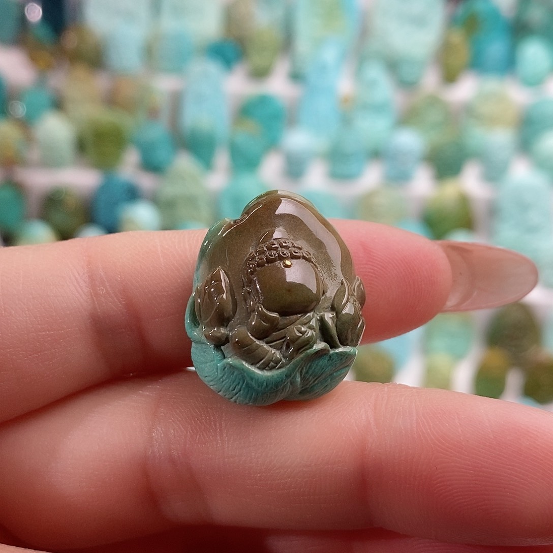 绿松石绿松石未镶嵌