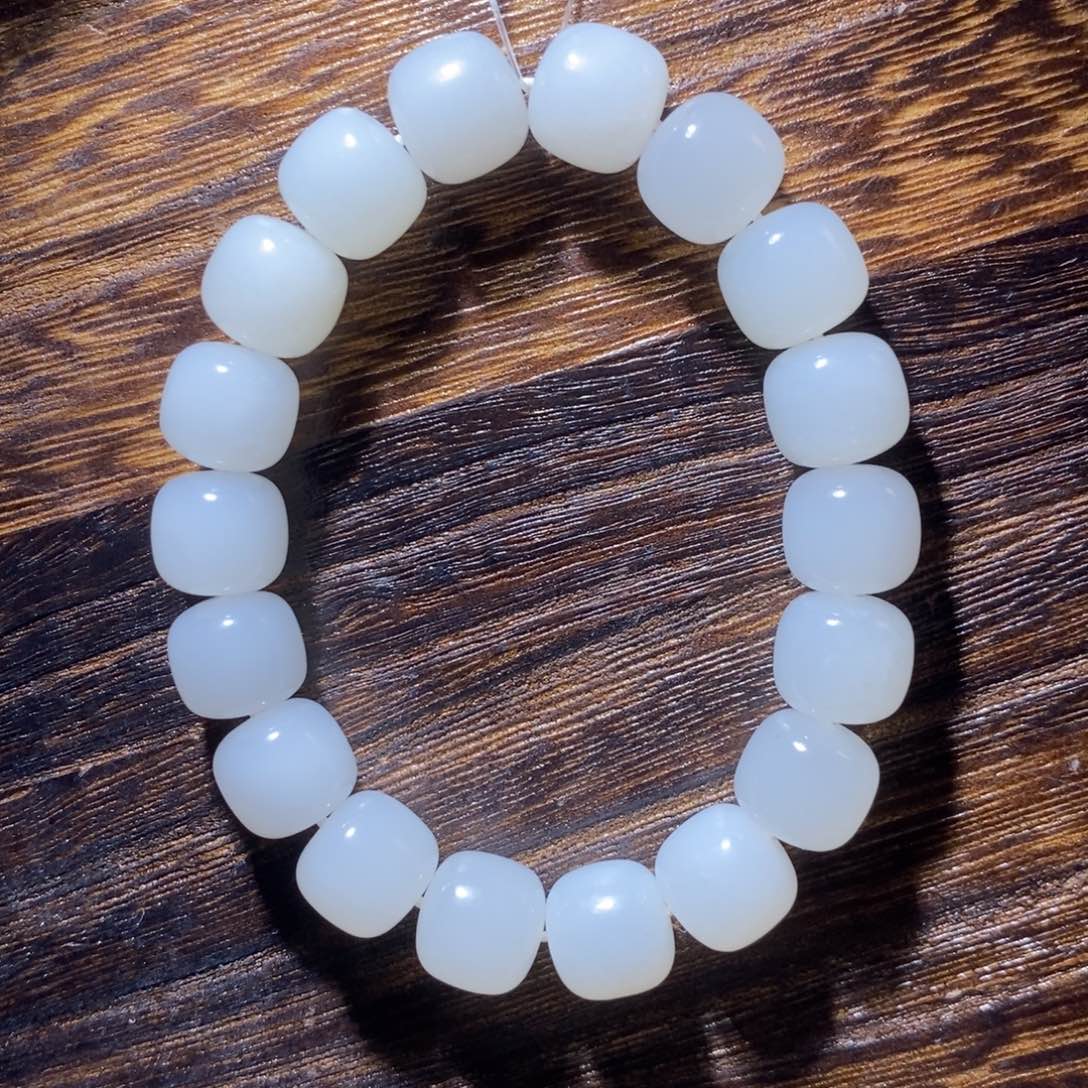 和田玉手串未镶嵌D***d12m老型（微瑕）