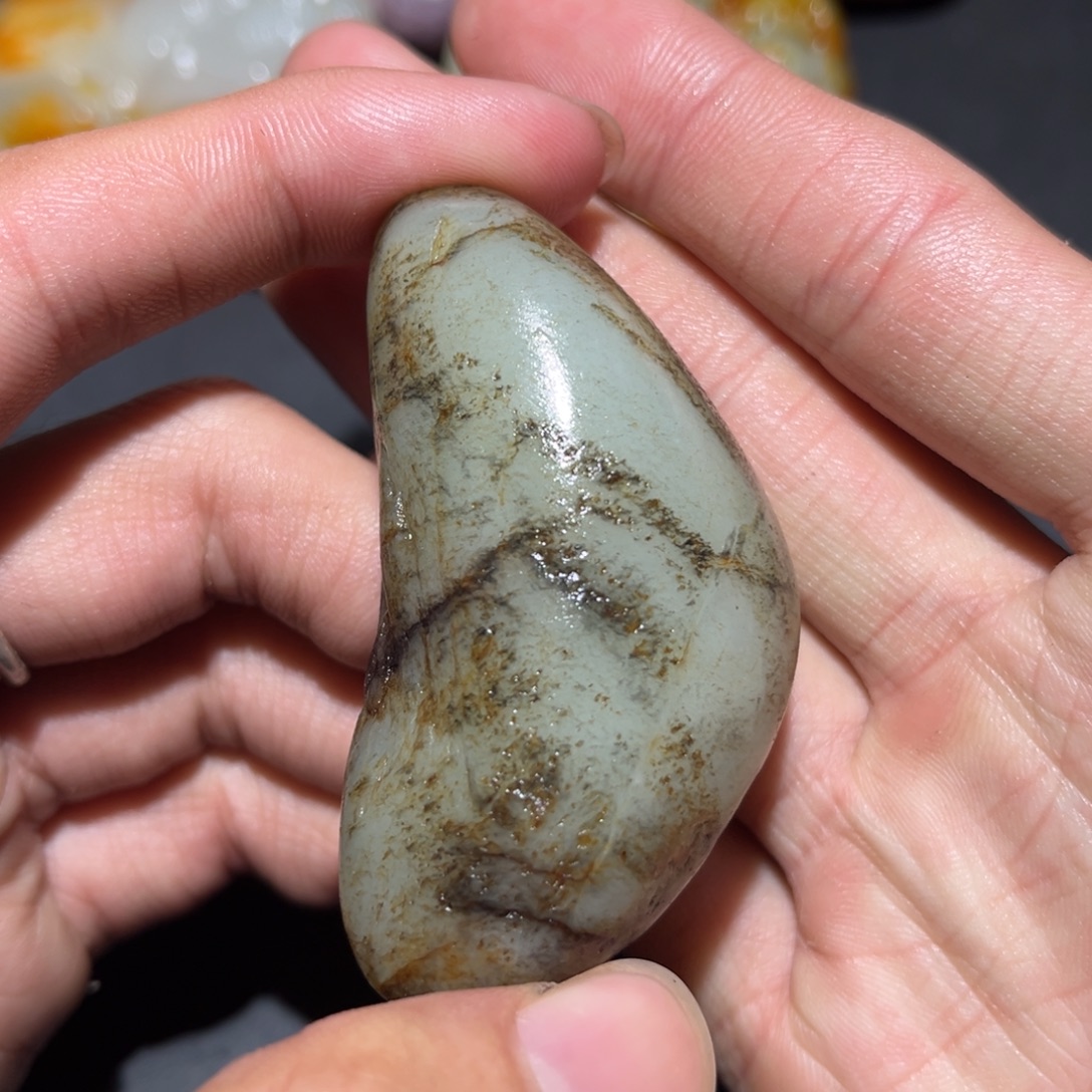 和田玉未镶嵌珠宝奇石