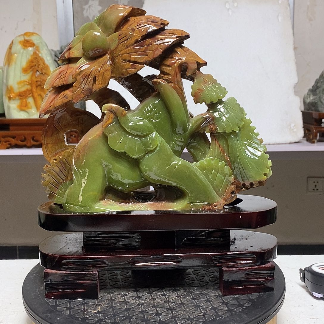 再***现玉玉未镶嵌居家办公