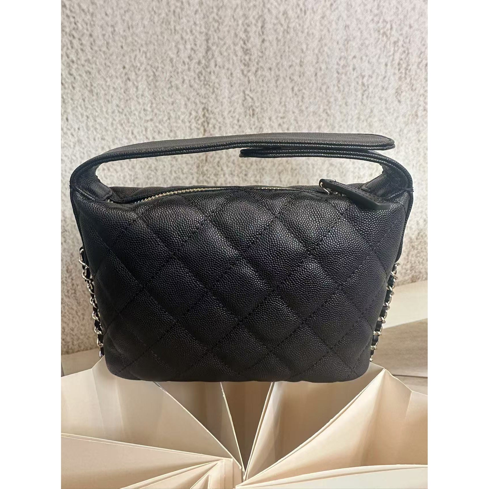 潮流真皮女包斜跨包 0446 黑色