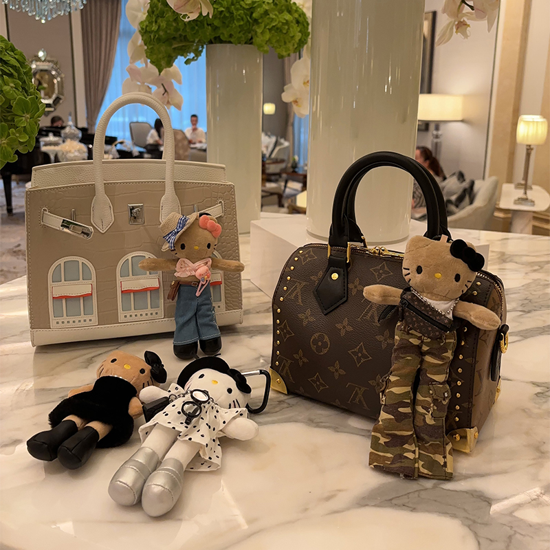 外贸原单货 kitty手办挂件毛绒公仔玩偶长腿圆脸潮玩合集 原品质