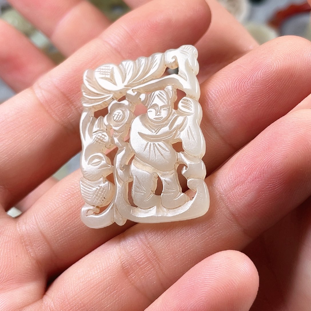 和田玉（糖玉）未镶嵌颈饰