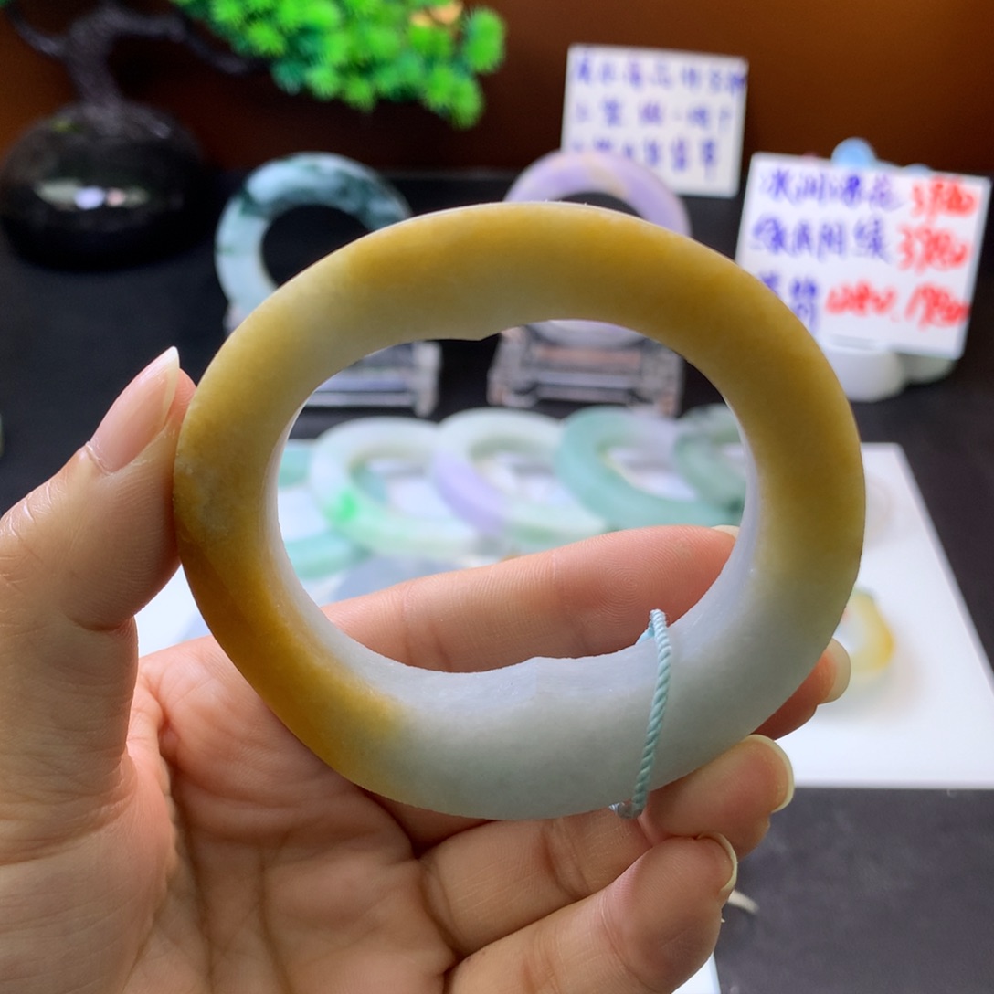 定制翡翠手镯未镶嵌