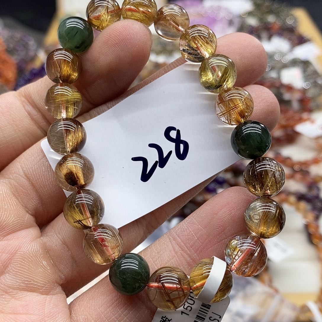 水晶手串未镶嵌天然