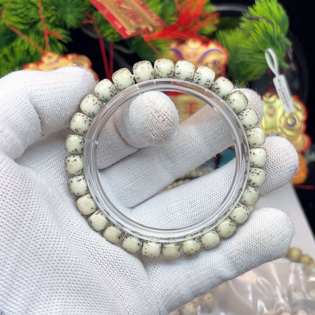 星月菩提手串8/7石玉同枝大留白稀散星单圈