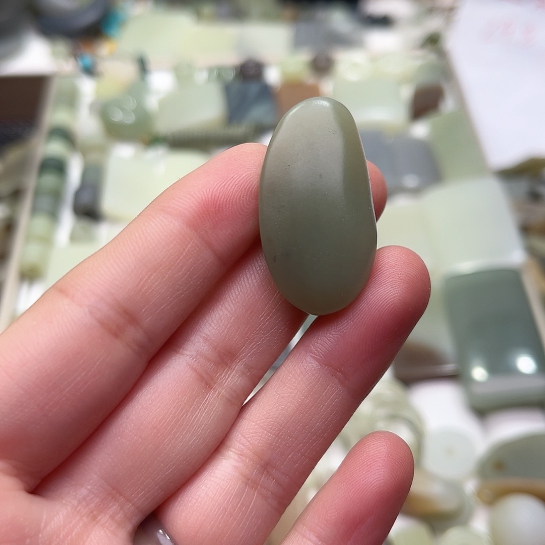 和田玉珠宝半成品未镶嵌