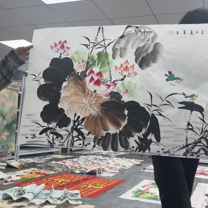 字画等多种形式的艺术作品和艺术作品