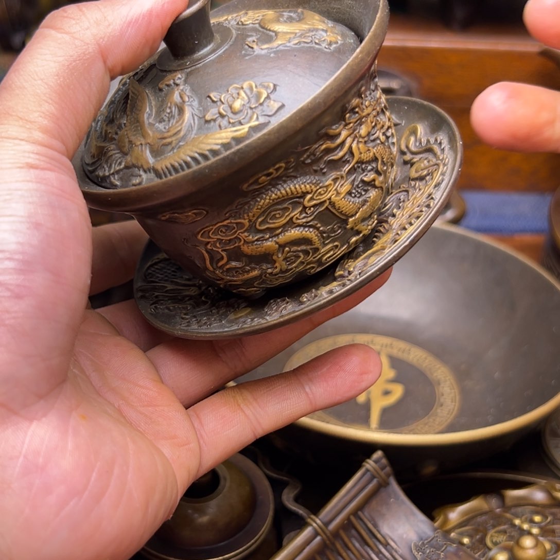 精美铜器，点击下单