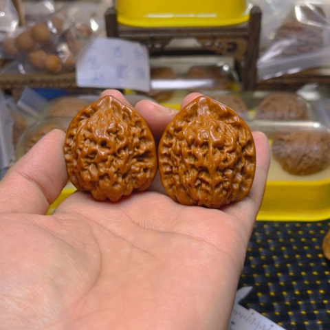 文玩核桃吊坠官帽