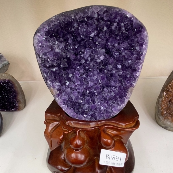 紫晶大型摆件（非配饰）未镶嵌