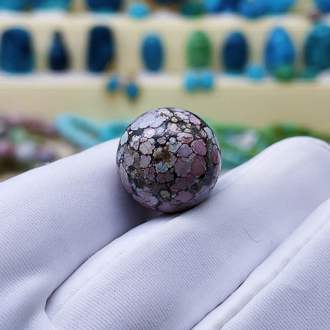 绿松石颈饰未镶嵌