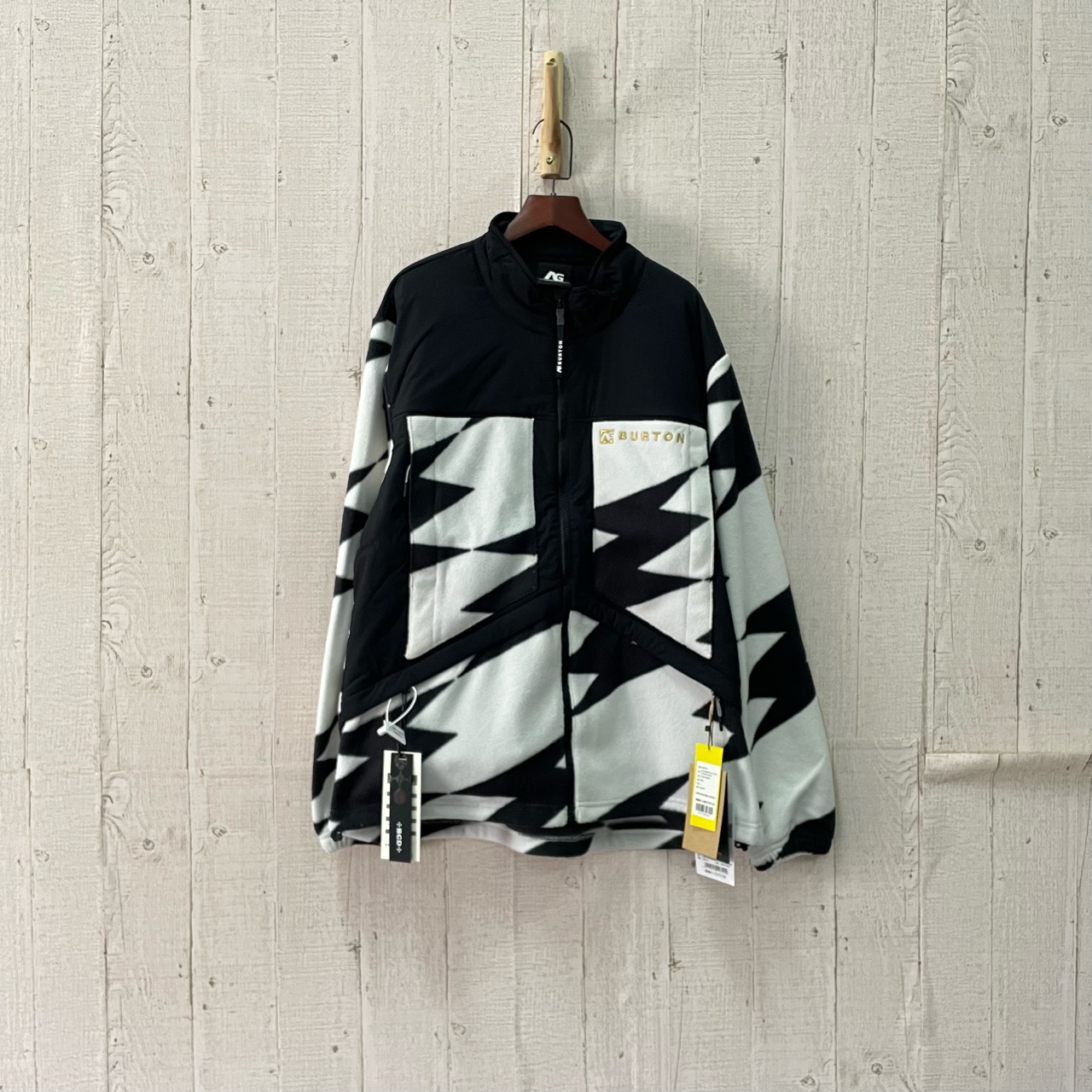 未使用 maje jp BURTON 黑白夹克 L码 915739