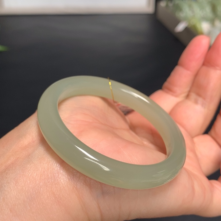 和田玉手镯未镶嵌52