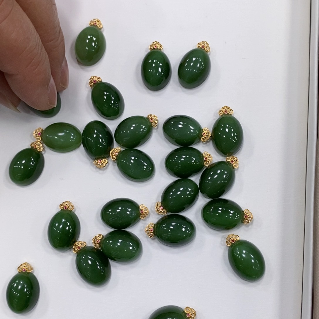 和田玉颈饰18K金镶嵌多样性发货 拍一发一