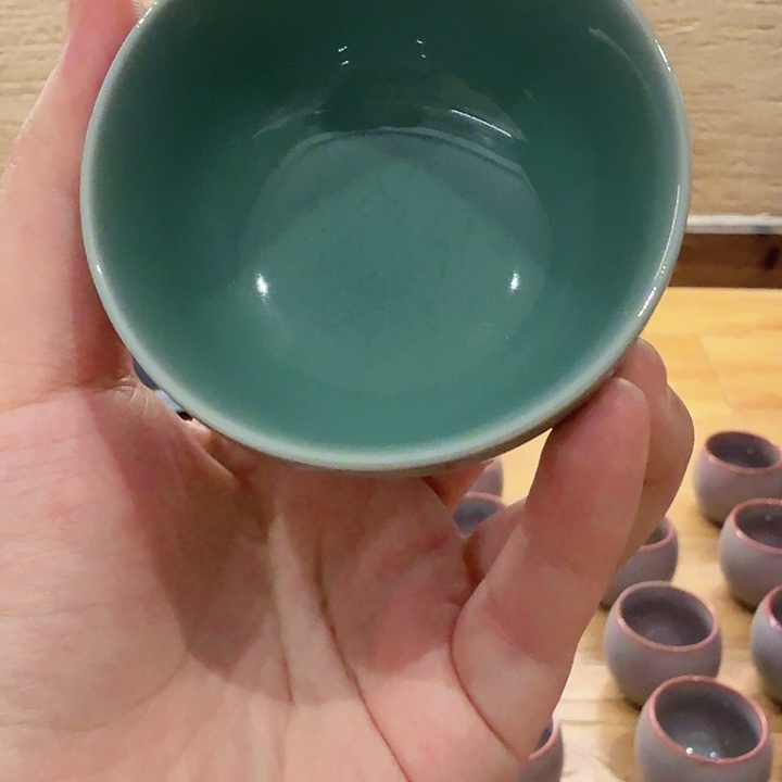 龙泉青瓷主人杯荷花