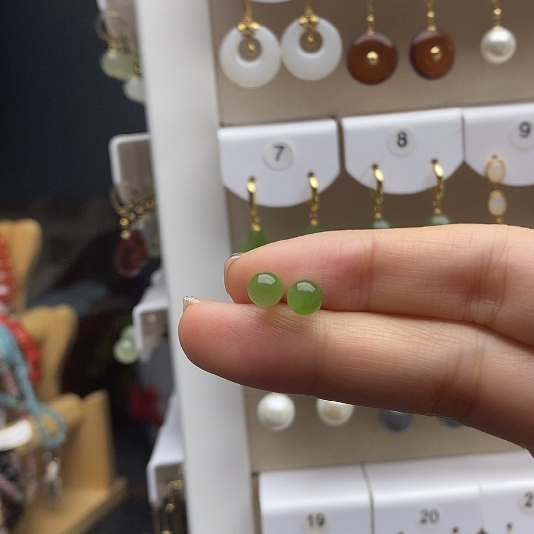 和田玉银S925镶嵌耳饰