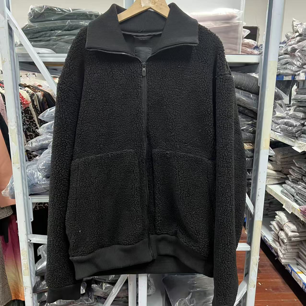 福惜 贵牌女士毛毛外套拉链衫 8357