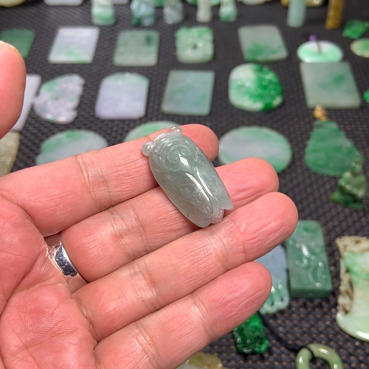 翡翠挂件未镶嵌安*