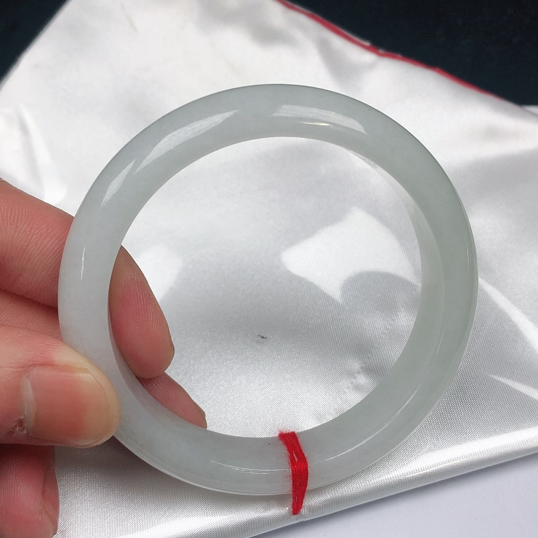 翡翠手镯未镶嵌圈56