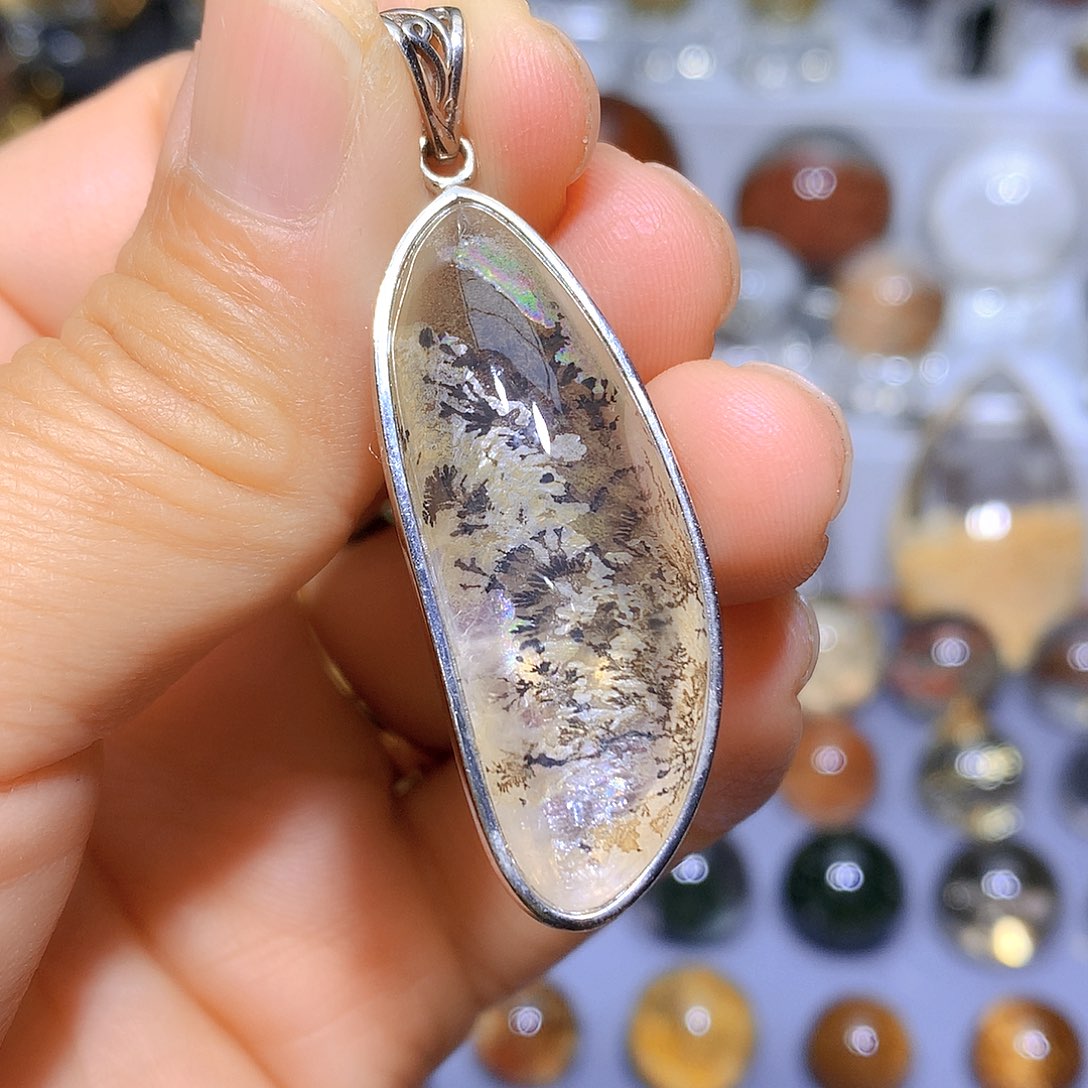 水晶吊坠银S925镶嵌天然水晶