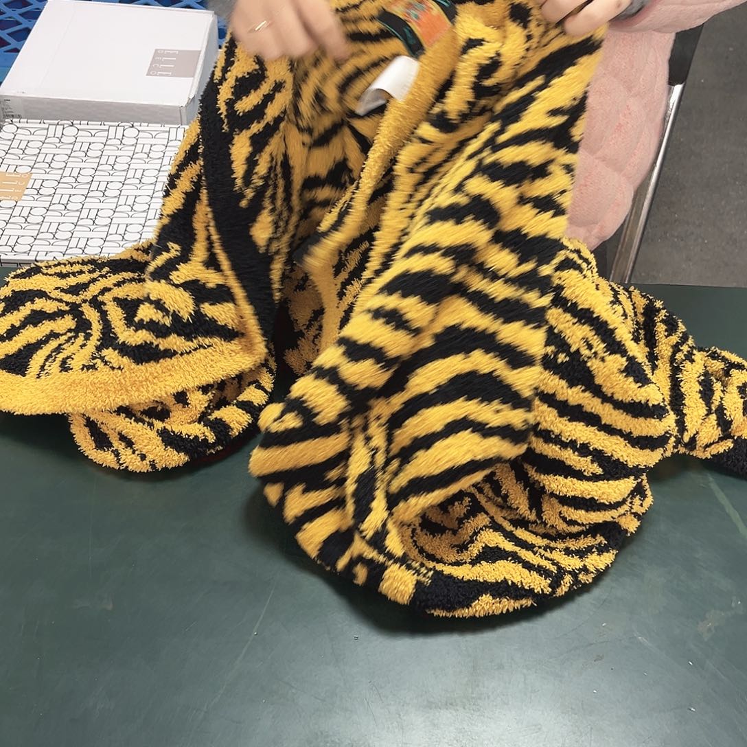 棉棉虎纹毯黄黑120*150