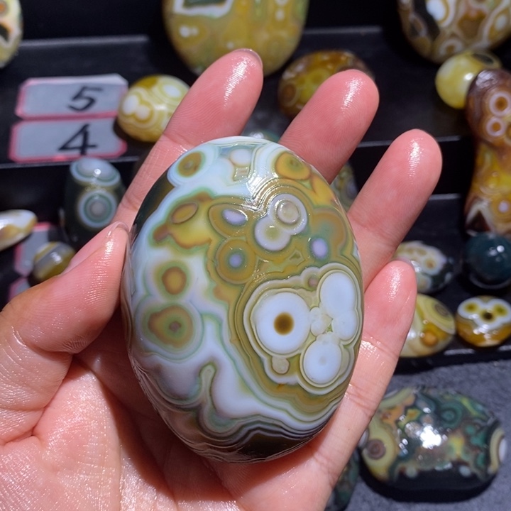 金***蛙玛瑙/玉髓未镶嵌珠宝奇石
