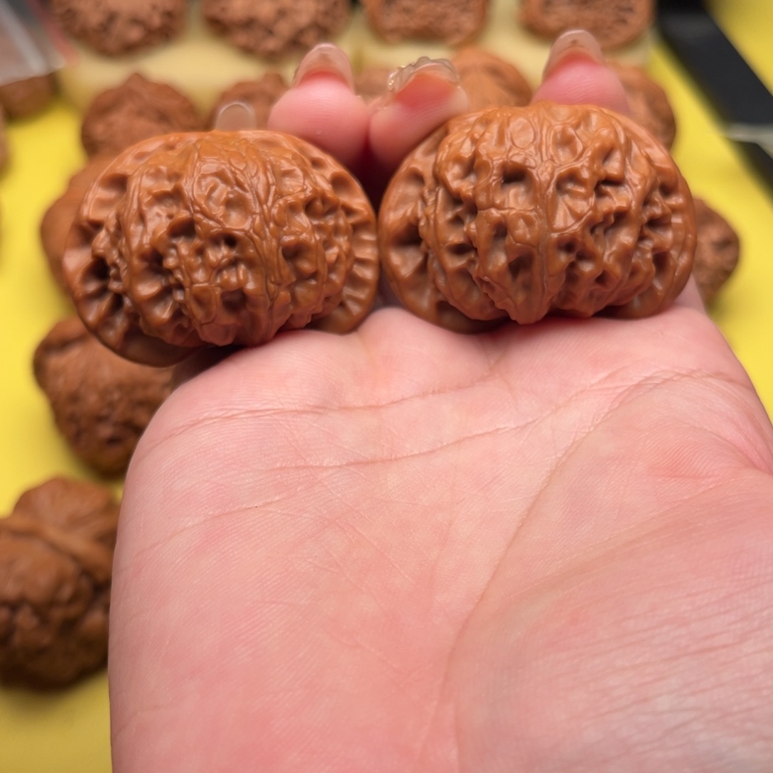 桃核吊坠46宫灯文玩核桃