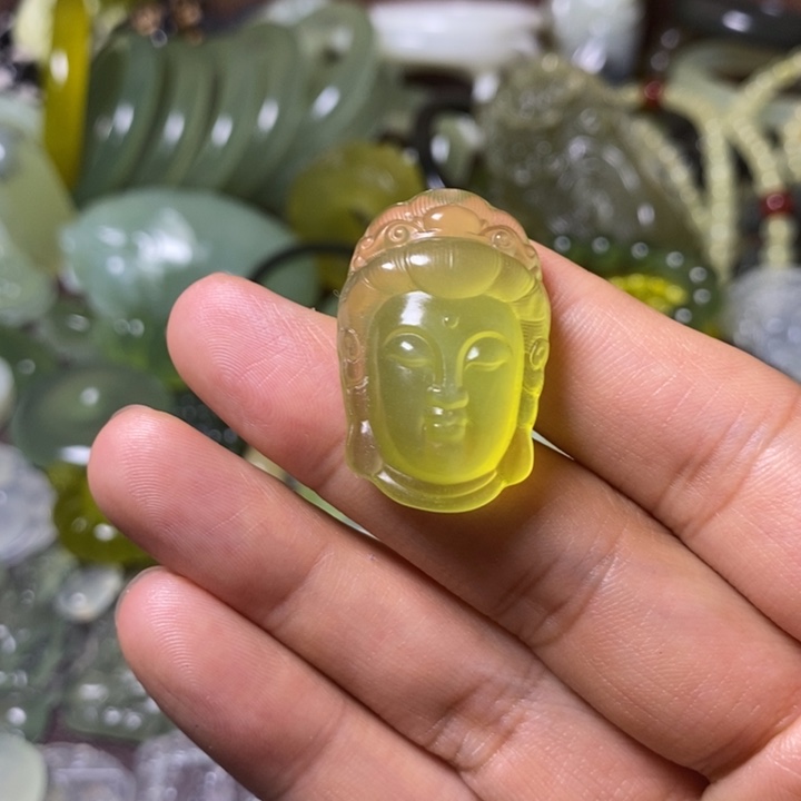 岫玉岫玉颈饰未镶嵌