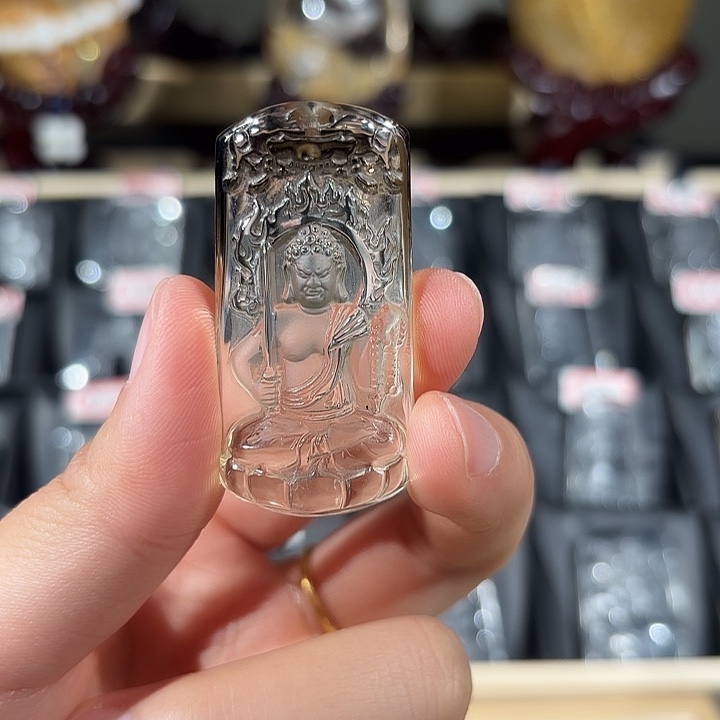 未镶嵌颈饰水晶放漏黄水晶吊坠