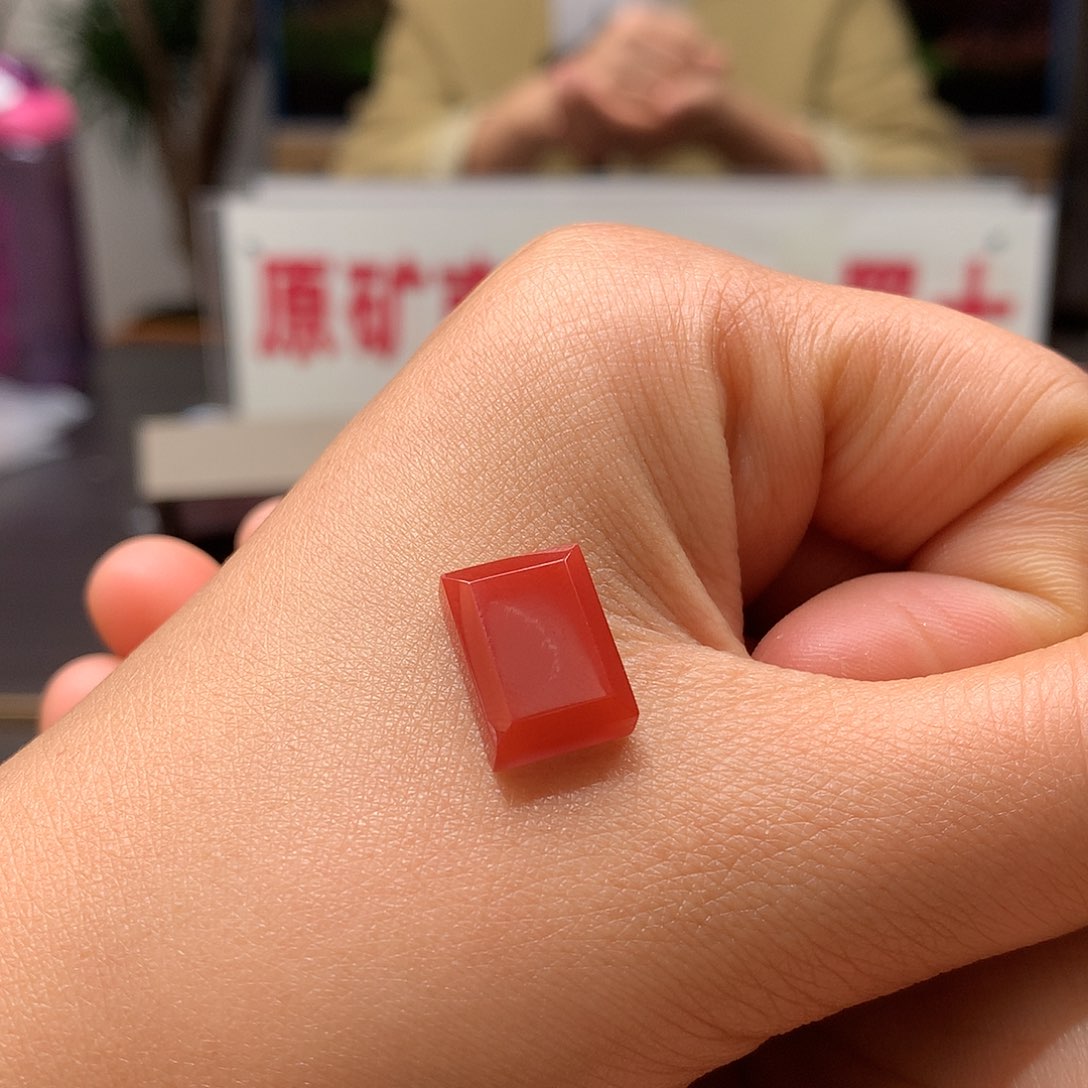 南红玛瑙方型戒面未镶嵌