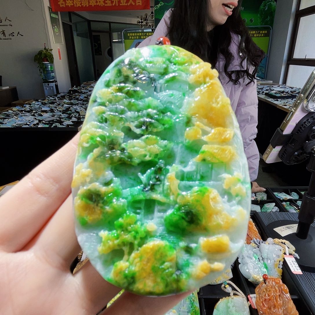 颈饰未镶嵌翡翠翡翠