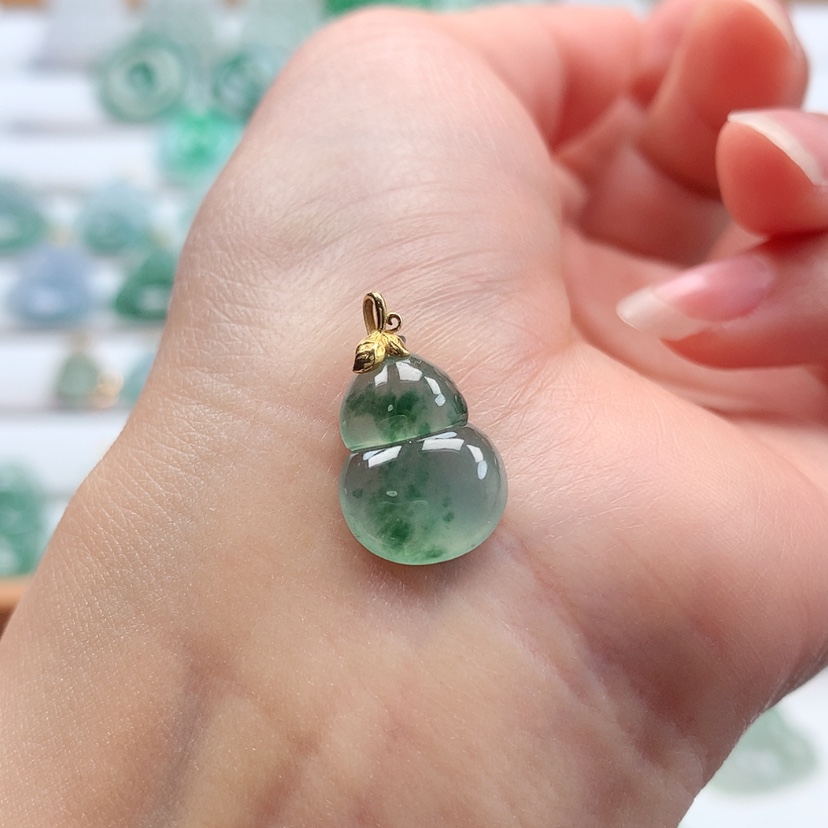 【闪购商品】翡翠吊坠(赠链)18K金镶嵌