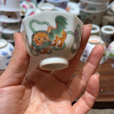 手绘茶杯盖碗壶承陶瓷