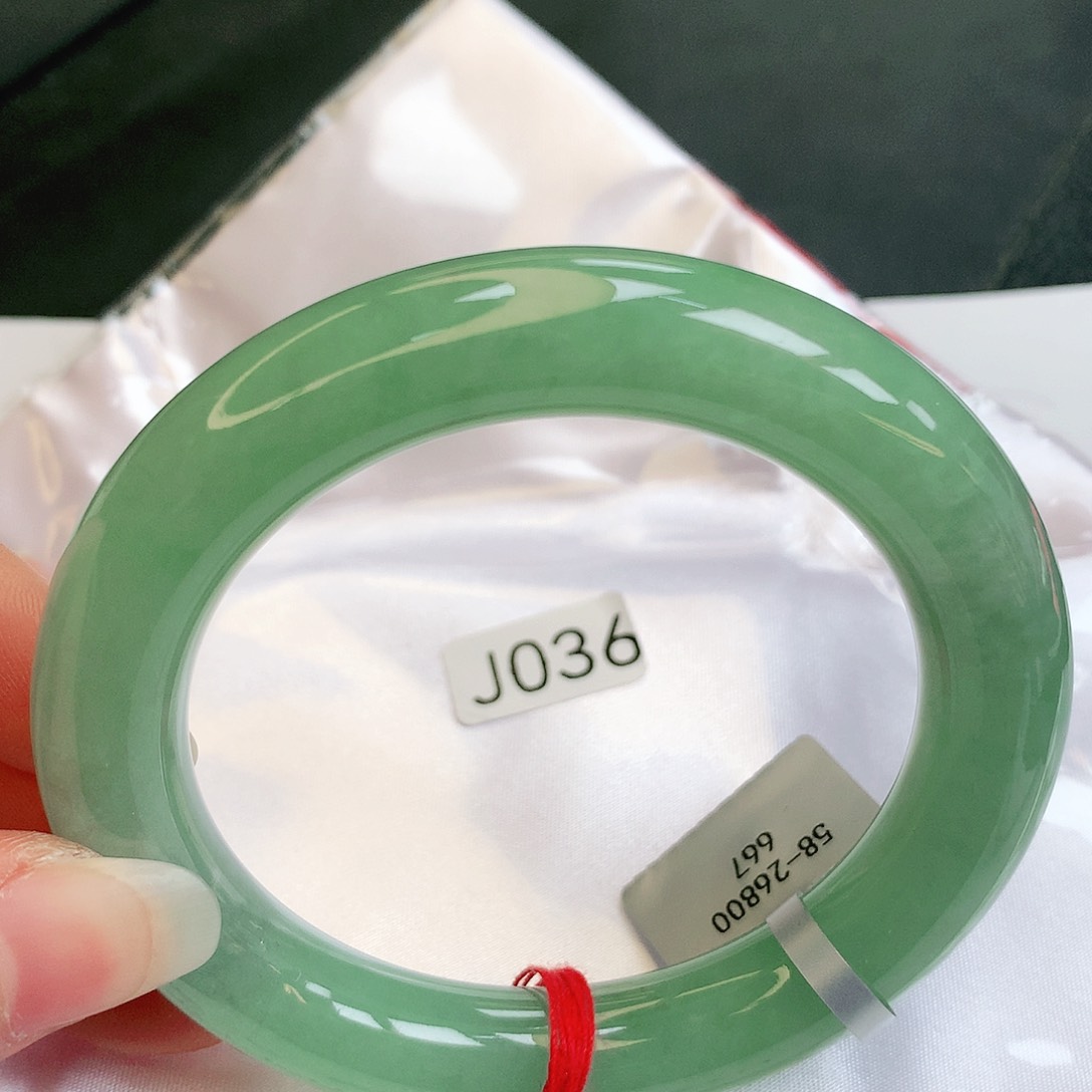 【闪购商品】翡翠手镯未镶嵌缅甸天然a货翡翠