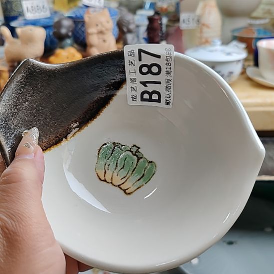 蟀***儿瓷片187瓷片瓷片瓷片