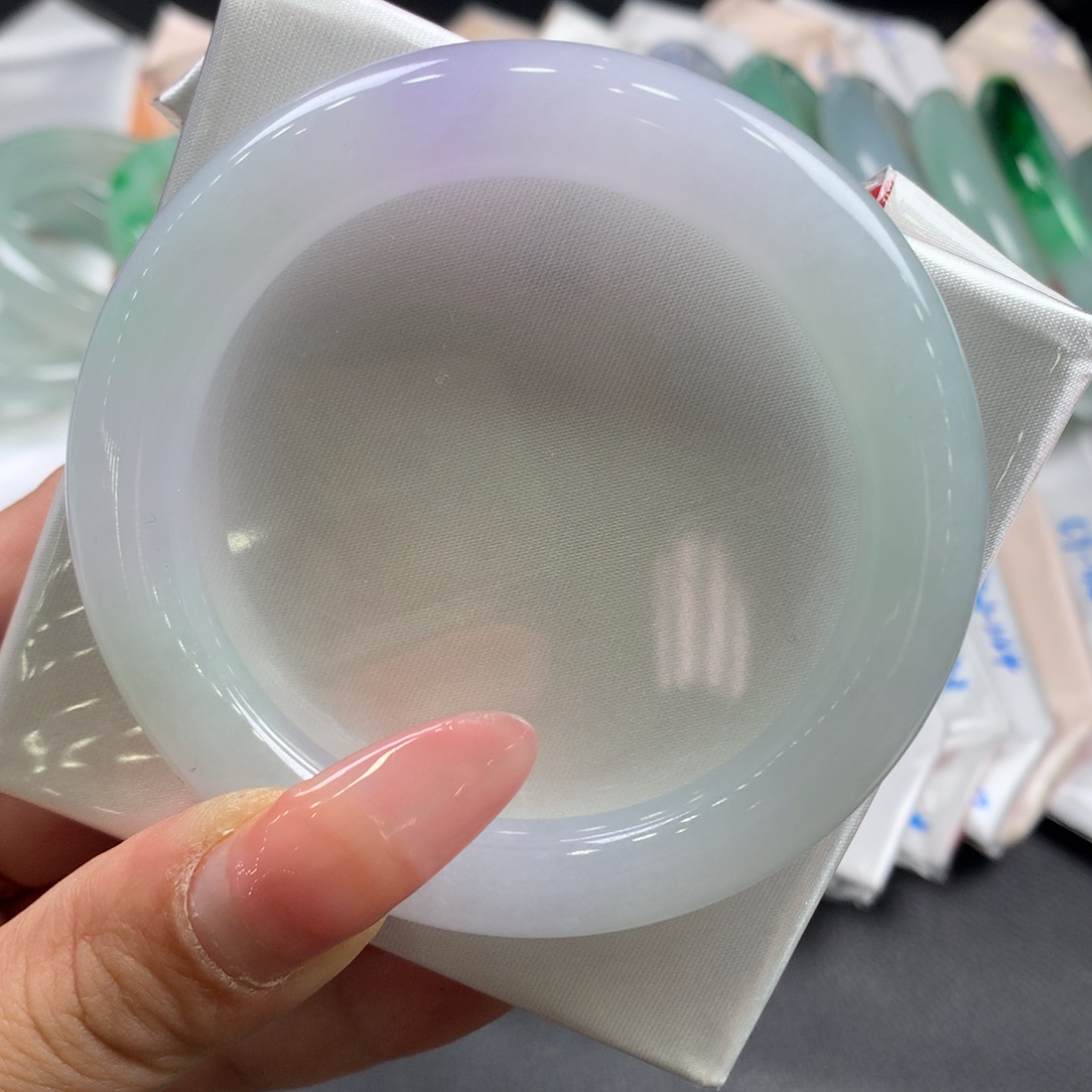 翡翠未镶嵌手镯56.5圆条