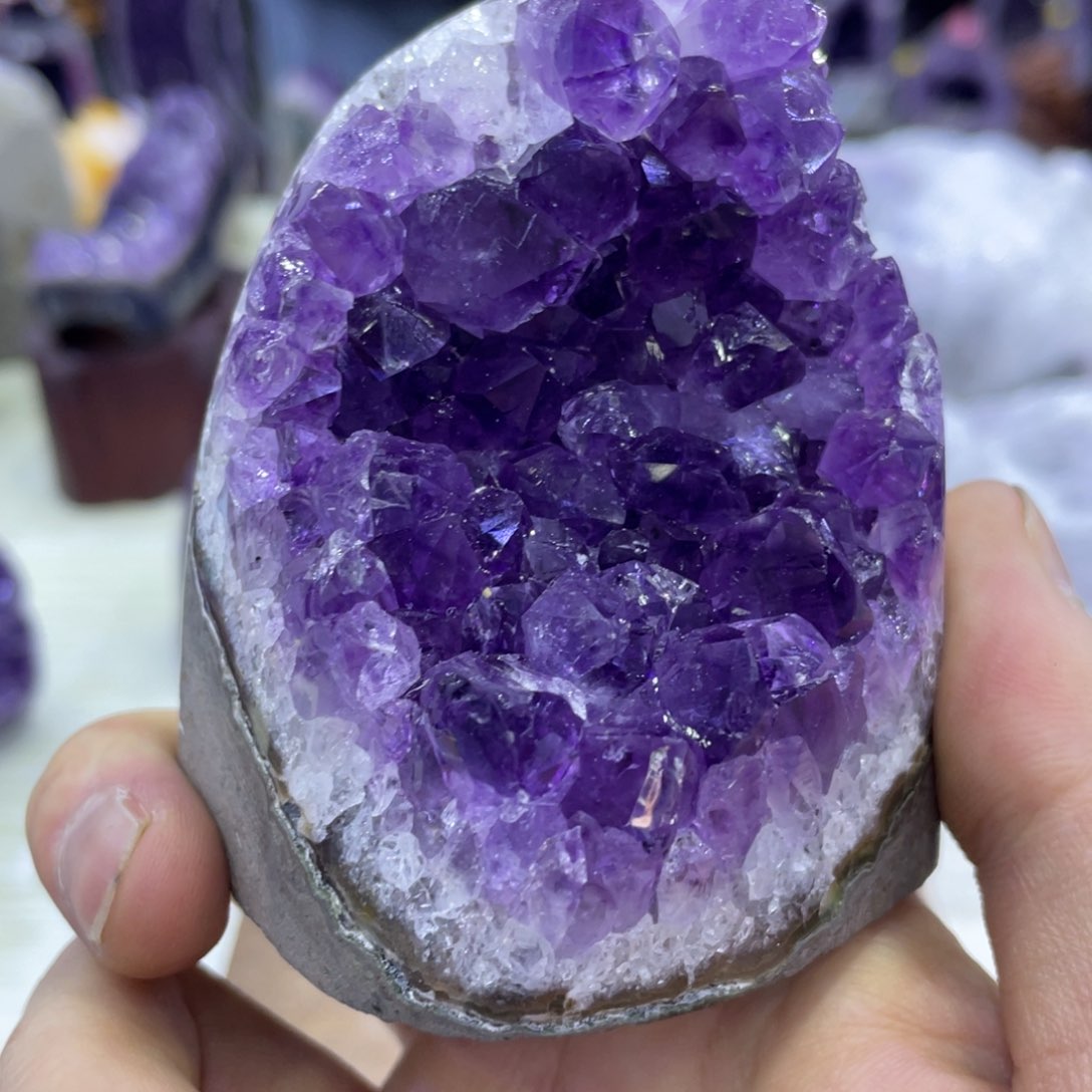 水晶大型摆件（非配饰）未镶嵌