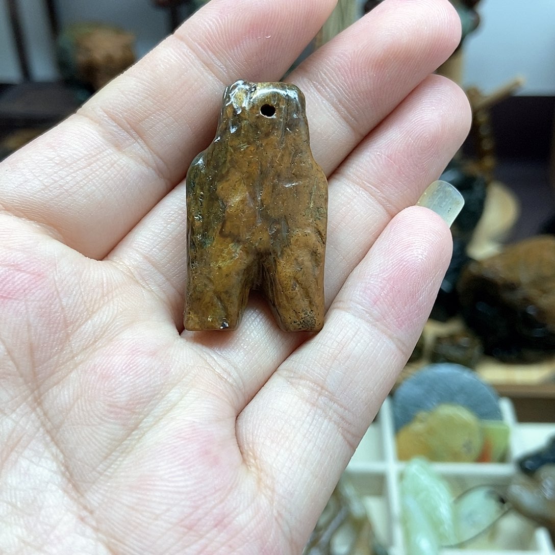 岫岩河磨玉（透闪石质玉）把件未镶嵌
