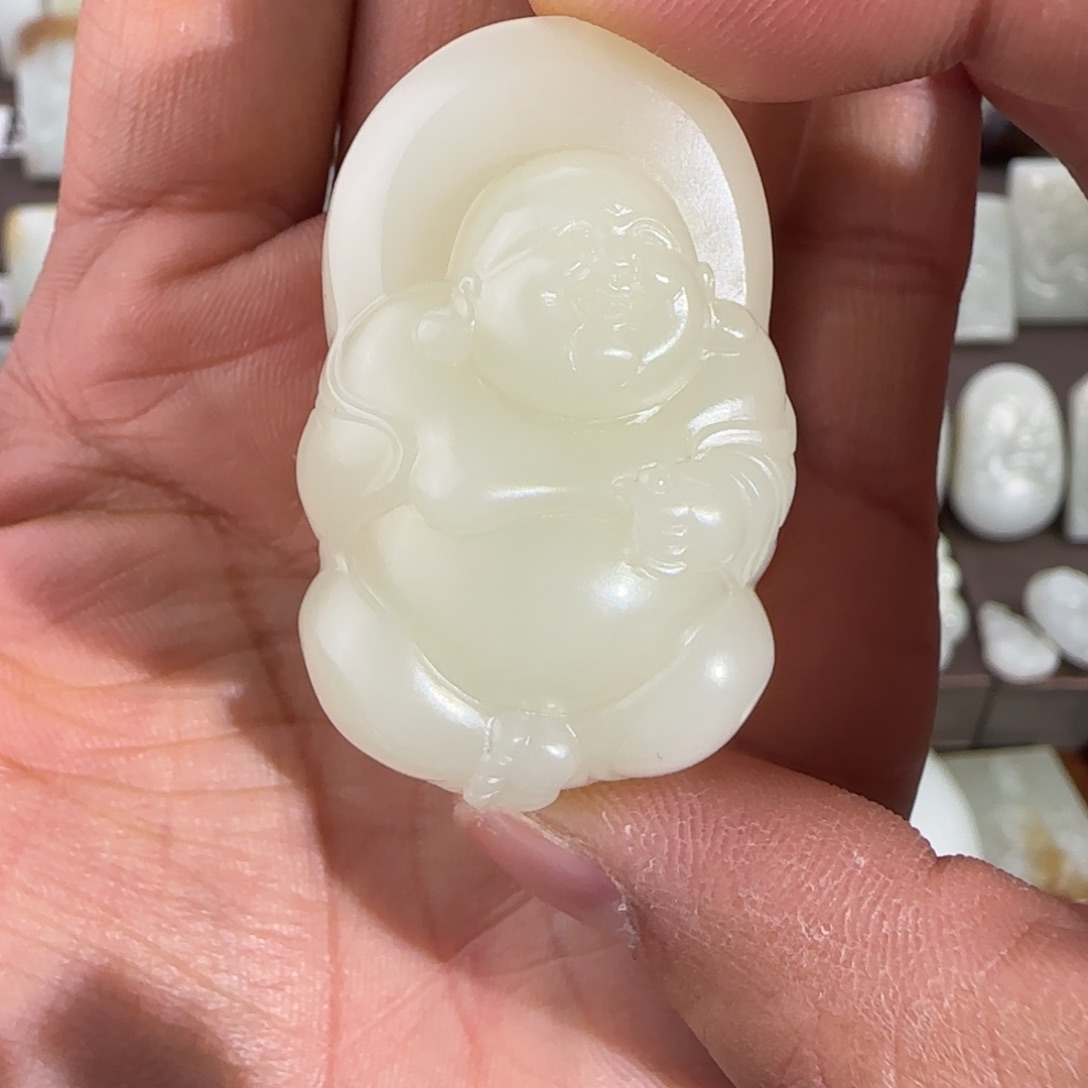 和田玉（糖玉）未镶嵌颈饰