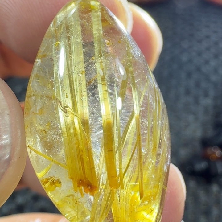 水晶颈饰未镶嵌沁**3