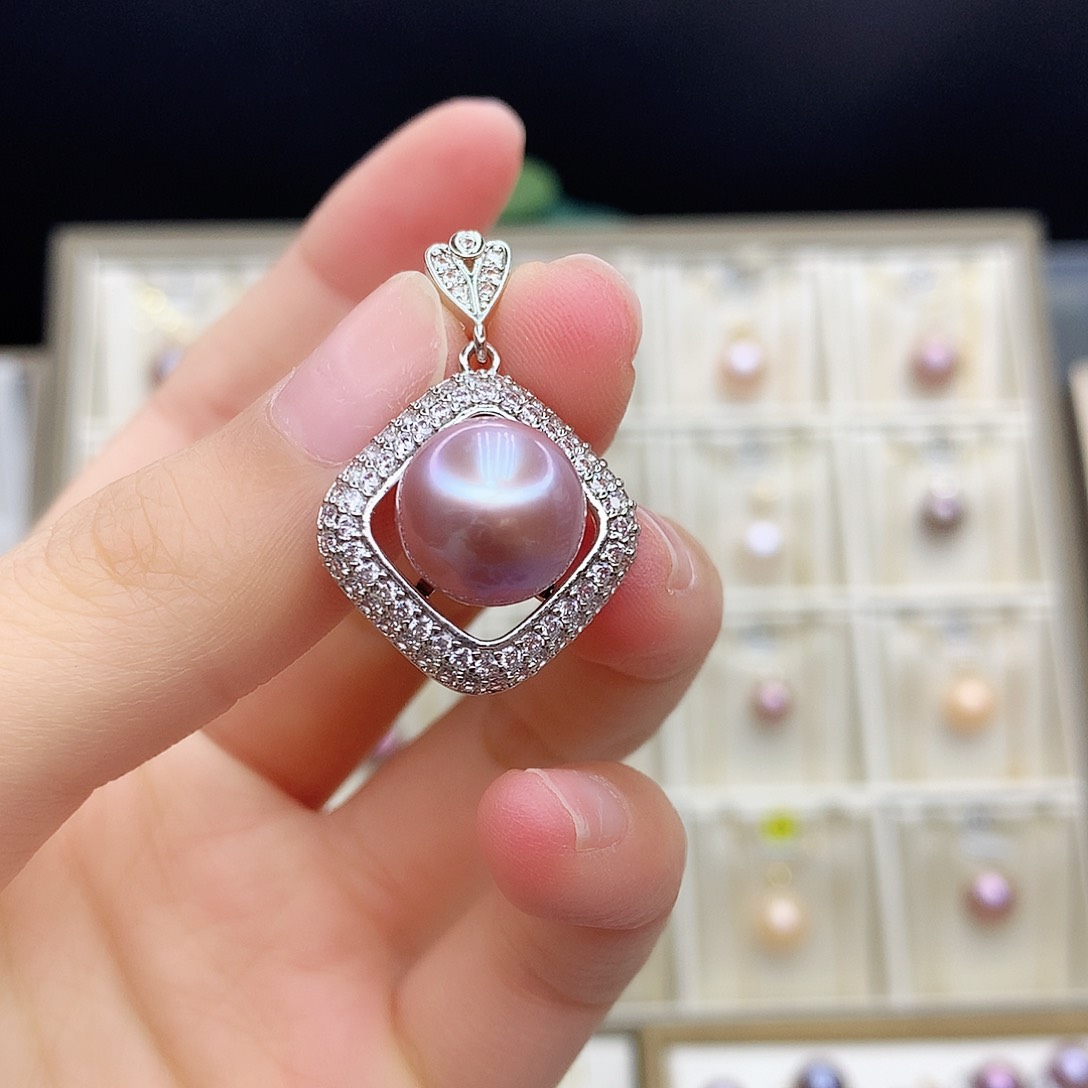 淡水珍珠颈饰合金