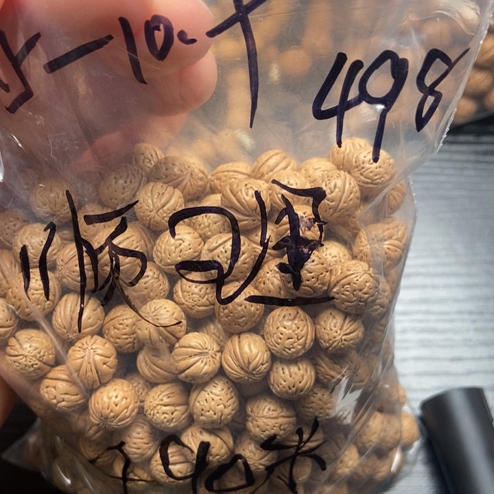 顺***章东北野生小桃核散籽批发