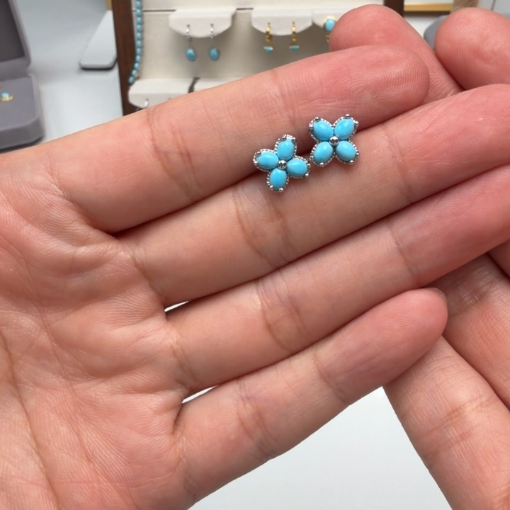 石***歌绿松石银S925镶嵌耳饰