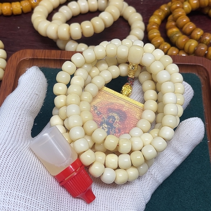 驼骨手串/手链0.9脖挂唐卡