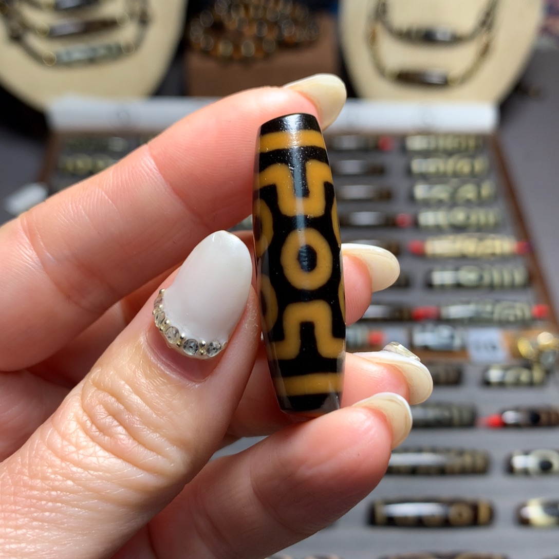 玛瑙/玉髓吊坠(赠链)未镶嵌L****毓