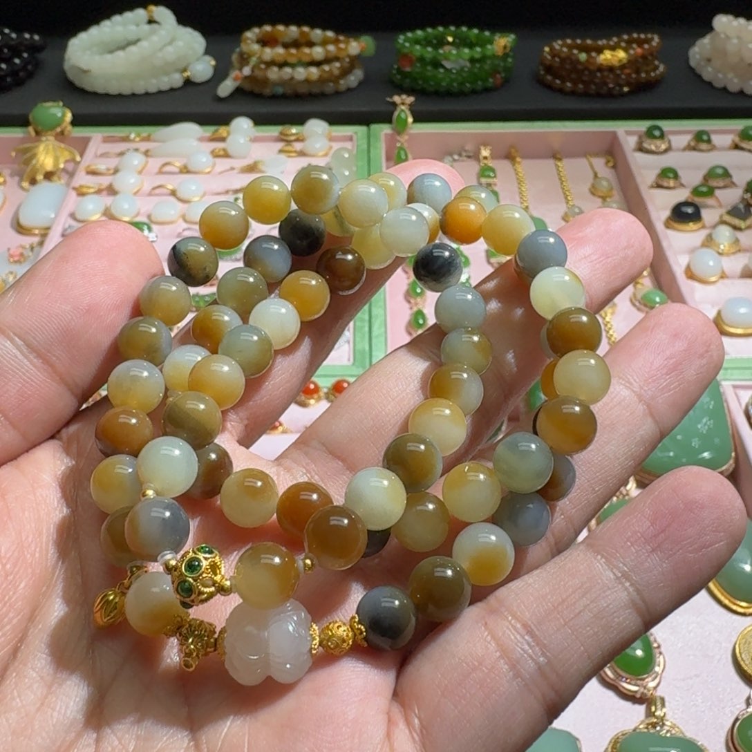 和田玉手链未镶嵌且末楼兰三色8mm手链