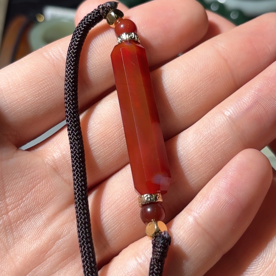 柳***、玛瑙/玉髓未镶嵌手链