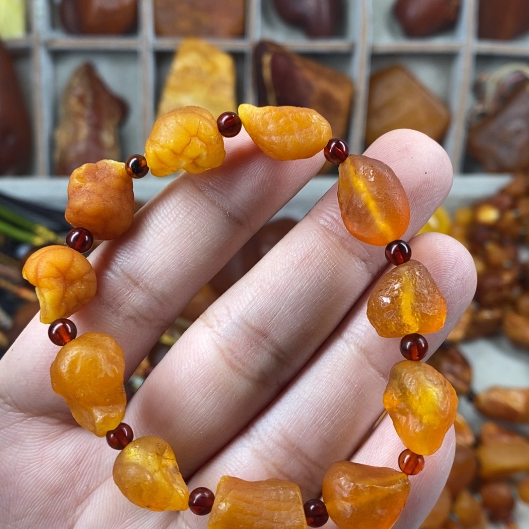 琥珀未镶嵌珠宝奇石