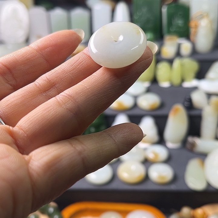 和田玉（糖玉）未镶嵌包链